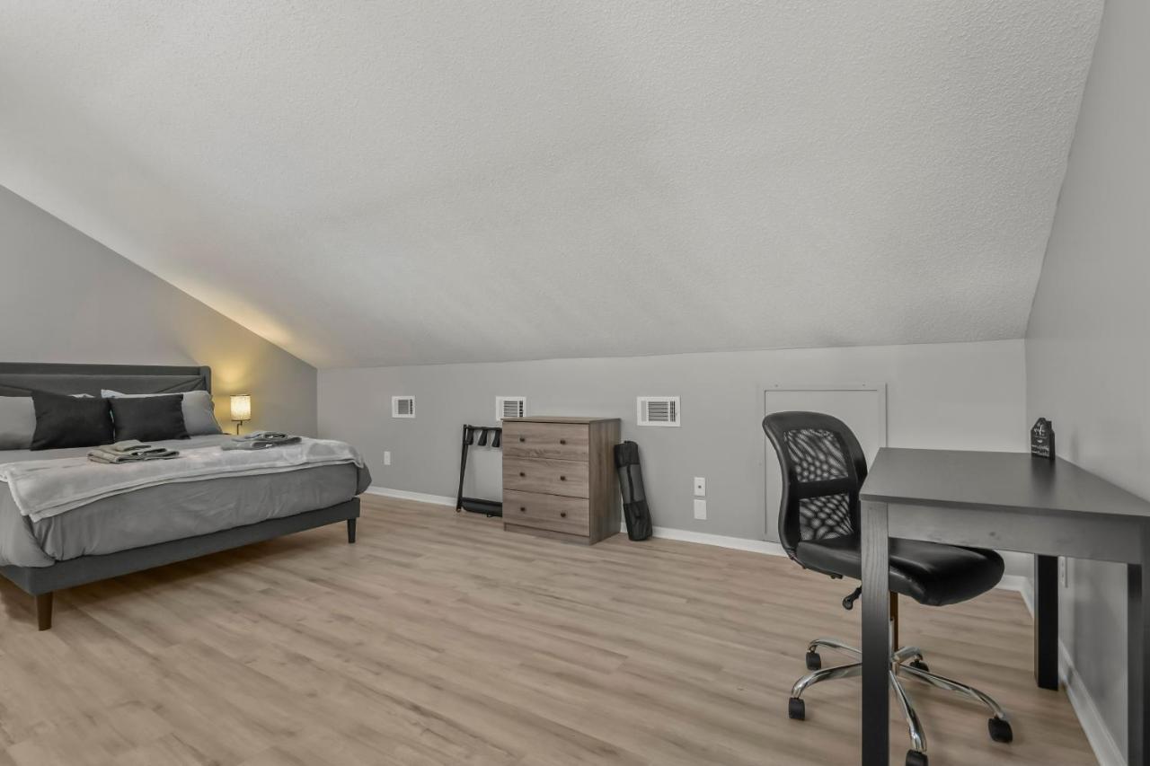 New King With Loft Beach Near Gulf Gulfport Bagian luar foto