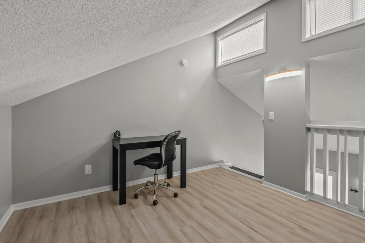 New King With Loft Beach Near Gulf Gulfport Bagian luar foto